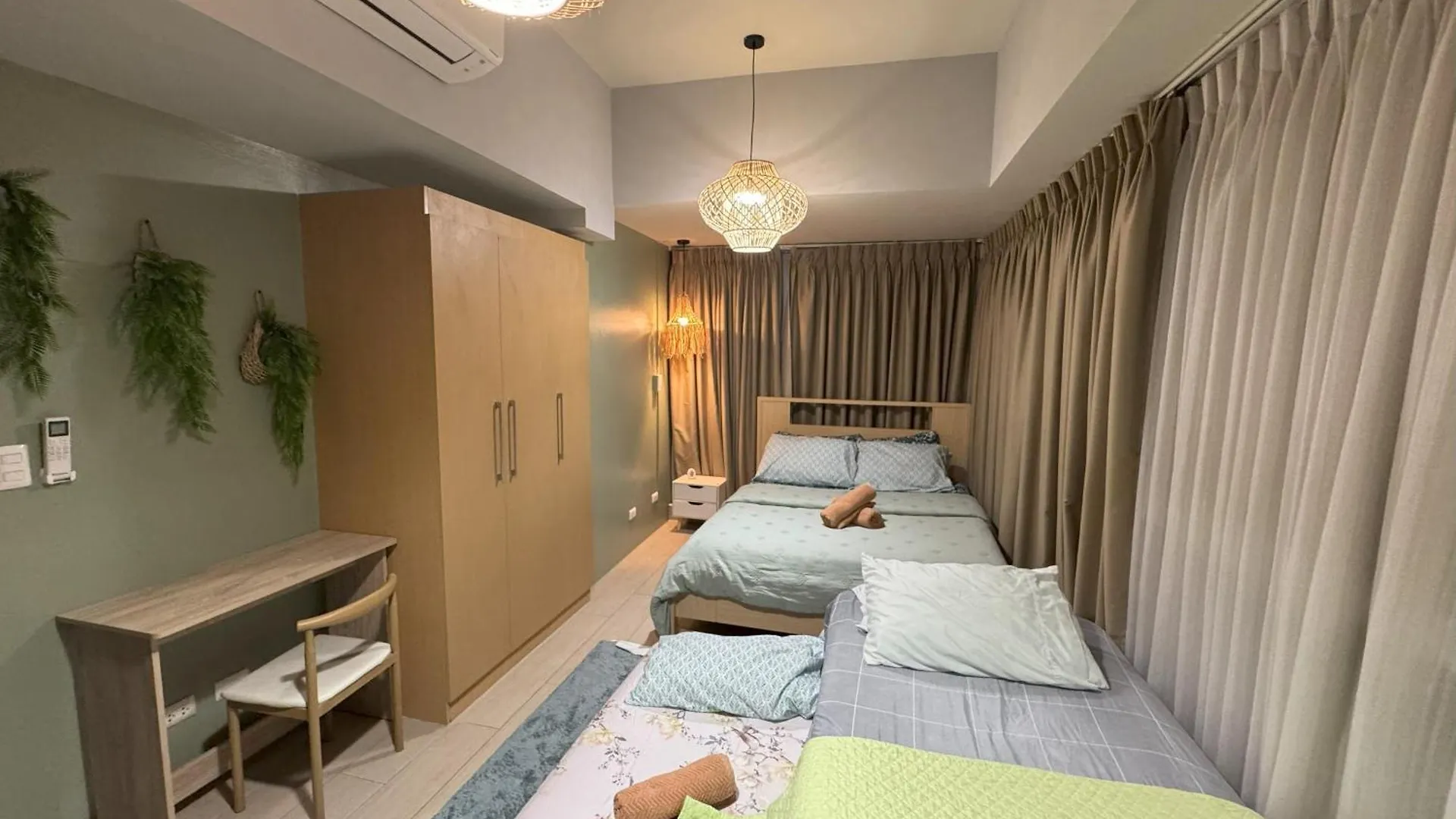 Cozy 3 Bedroom In Uptown Parksuites - Near Mall, Restaurants And Supermarket Manila 0*,